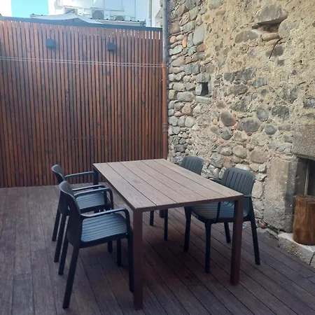 Amb Pati A Girona, Appartamento *